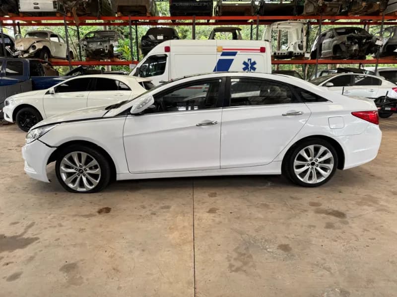 HYUNDAI SONATA 2013