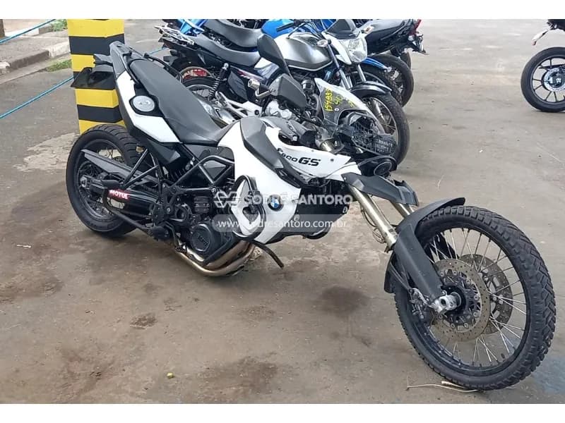 BMW F800GS