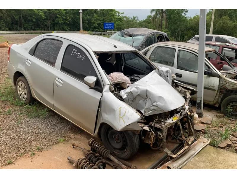 TOYOTA ETIOS SEDAN