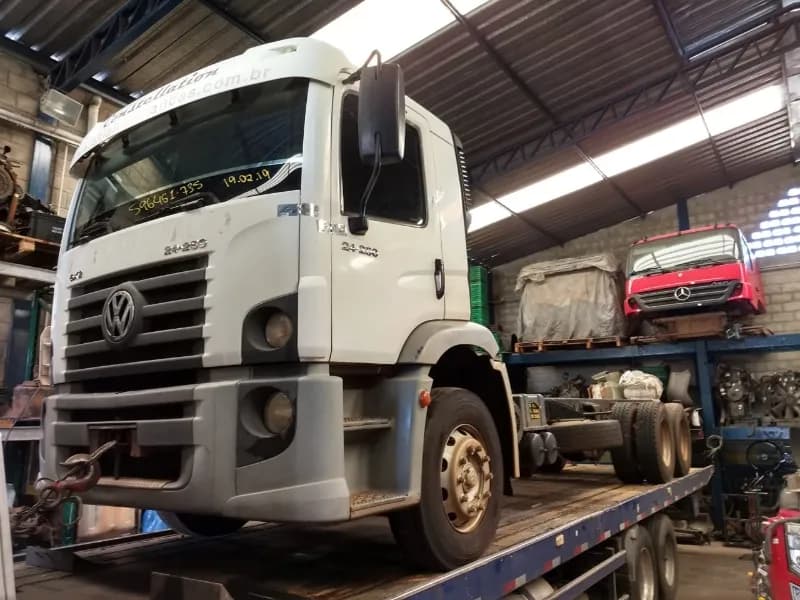 VOLKSWAGEN 24-250 2010