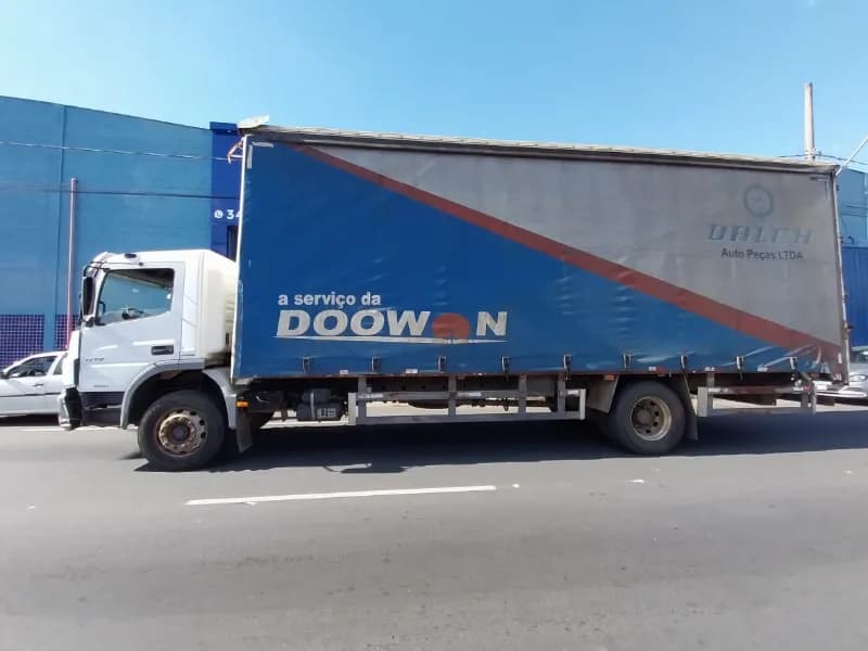 MERCEDES-BENZ ATEGO 2013