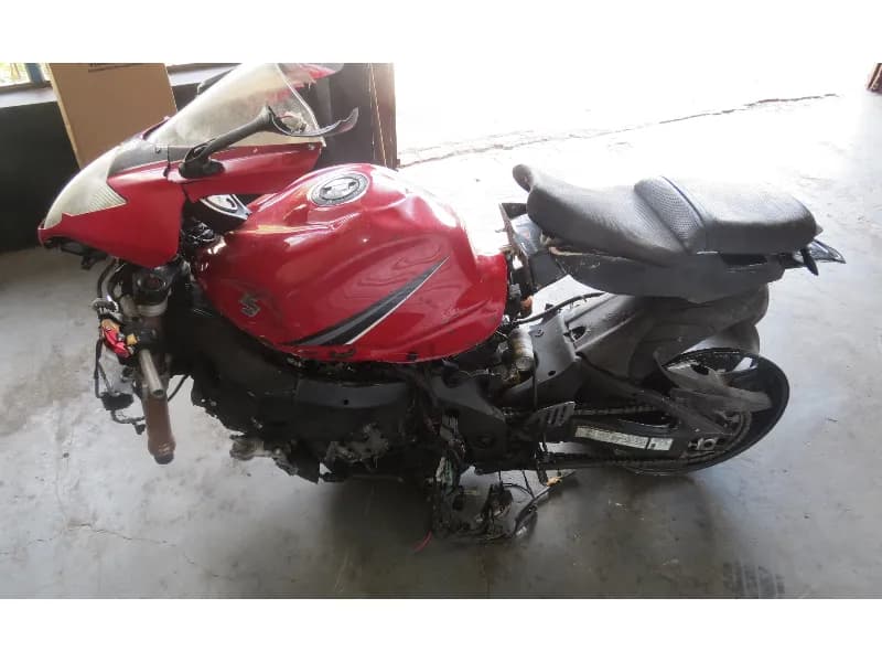 SUZUKI GSX-R GIXXER/SRAD