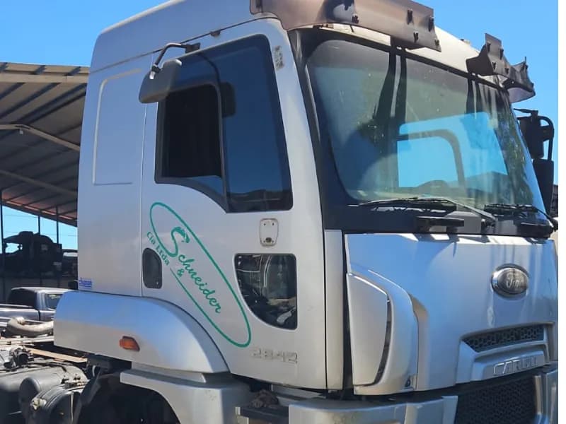FORD CARGO