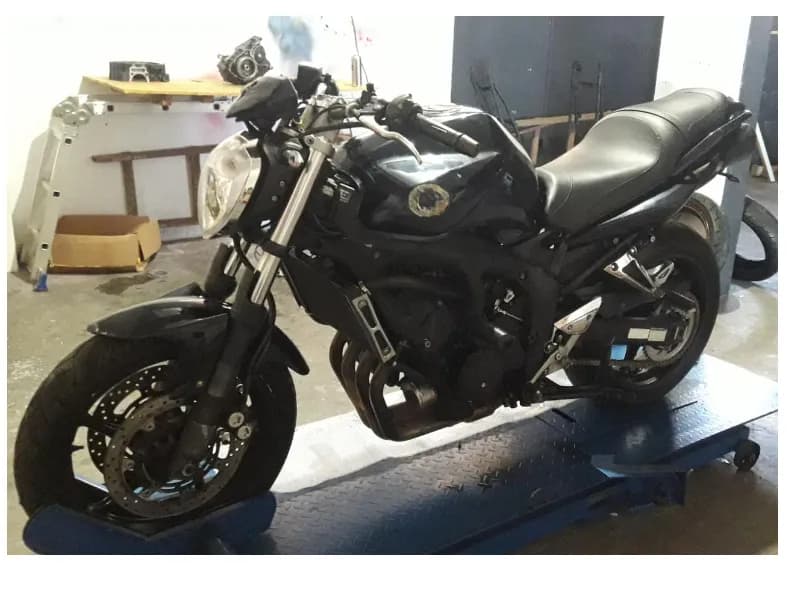 YAMAHA FAZER 600