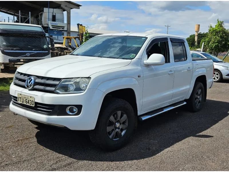 VOLKSWAGEN AMAROK 2012