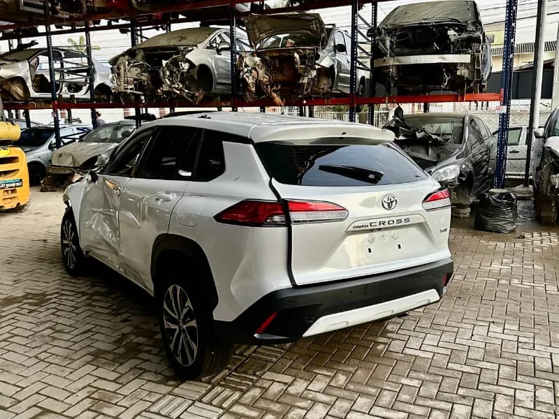 TOYOTA COROLLA CROSS