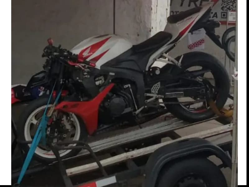 HONDA CBR 600