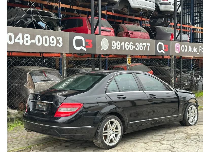 MERCEDES-BENZ  C200