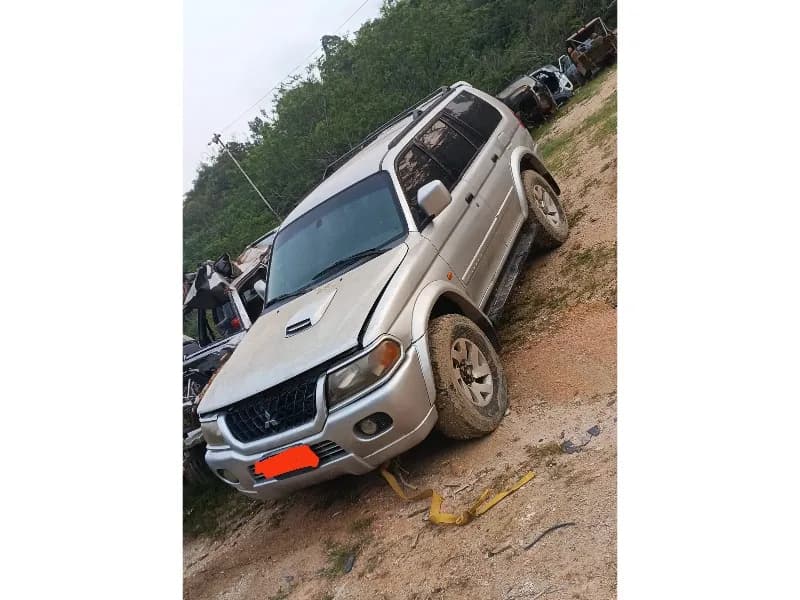 MITSUBISHI PAJERO SPORT 2002