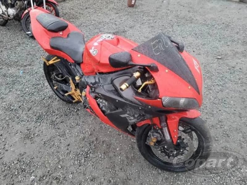 YAMAHA YZF R1 2005