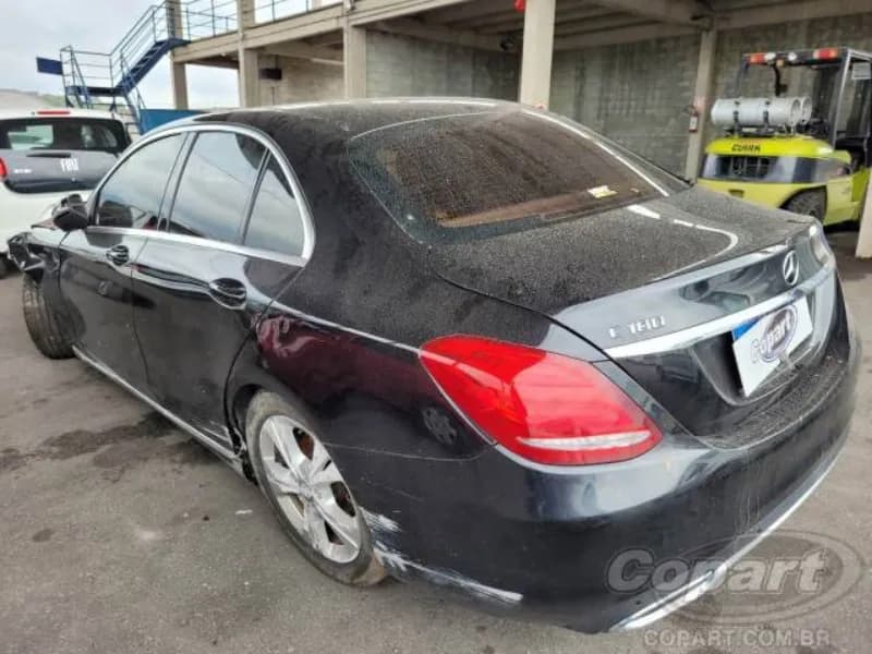MERCEDES-BENZ C180