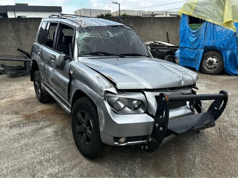 MITSUBISHI PAJERO TR4